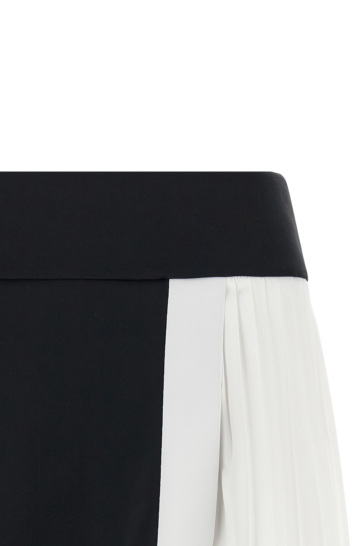 axelle sports skort - active line in interlock powerstretch fabric