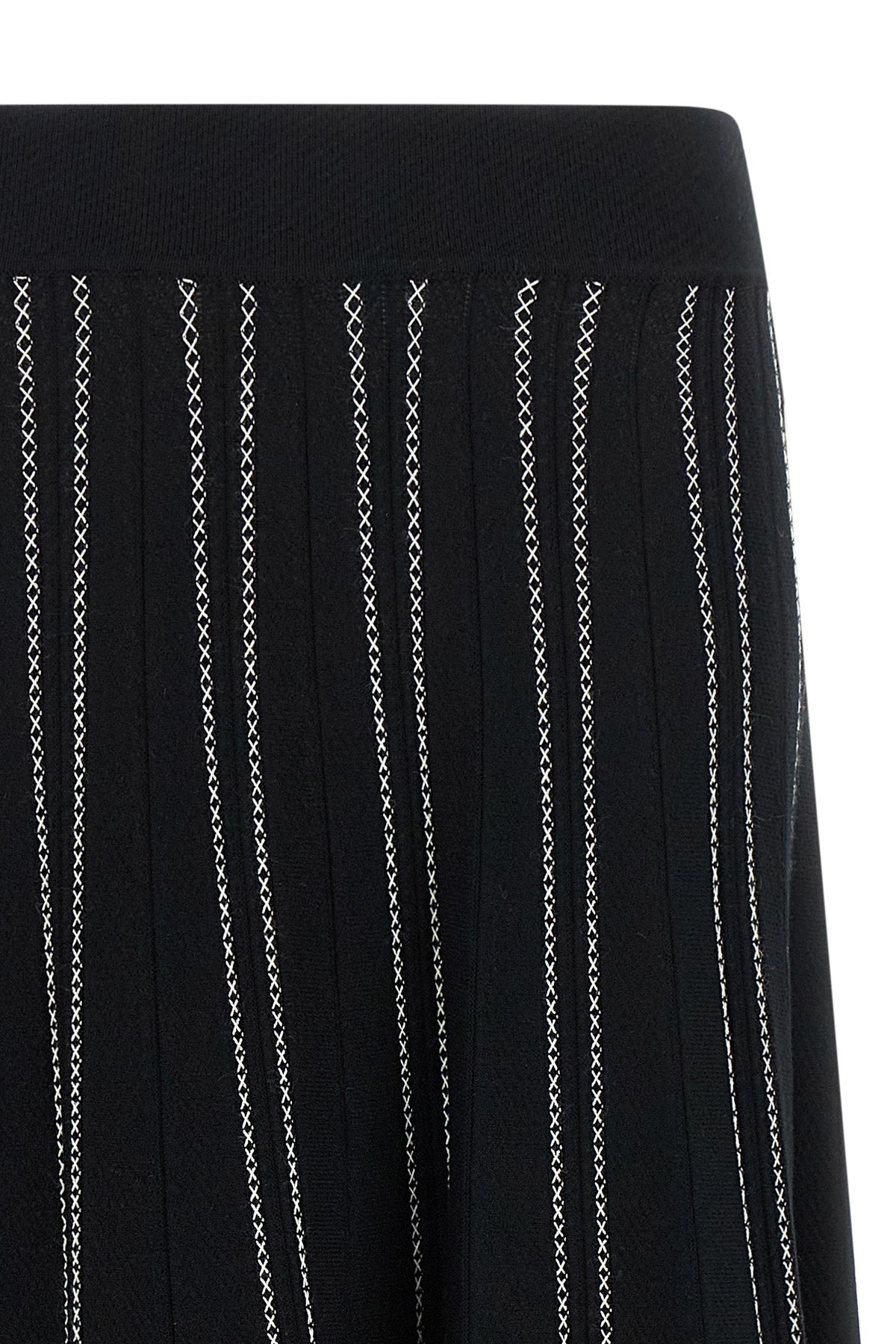 the elisabetta franchi midi skirt redefines the volumes of the womens wardrobe