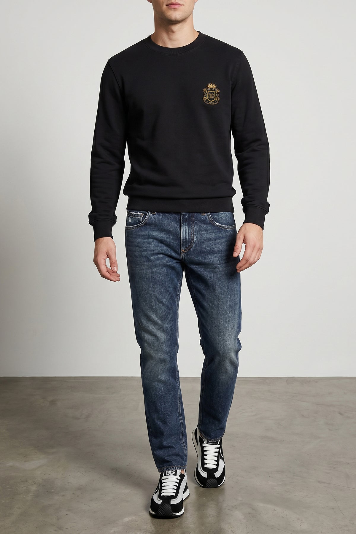 used-effect stone washed cotton denim jeans