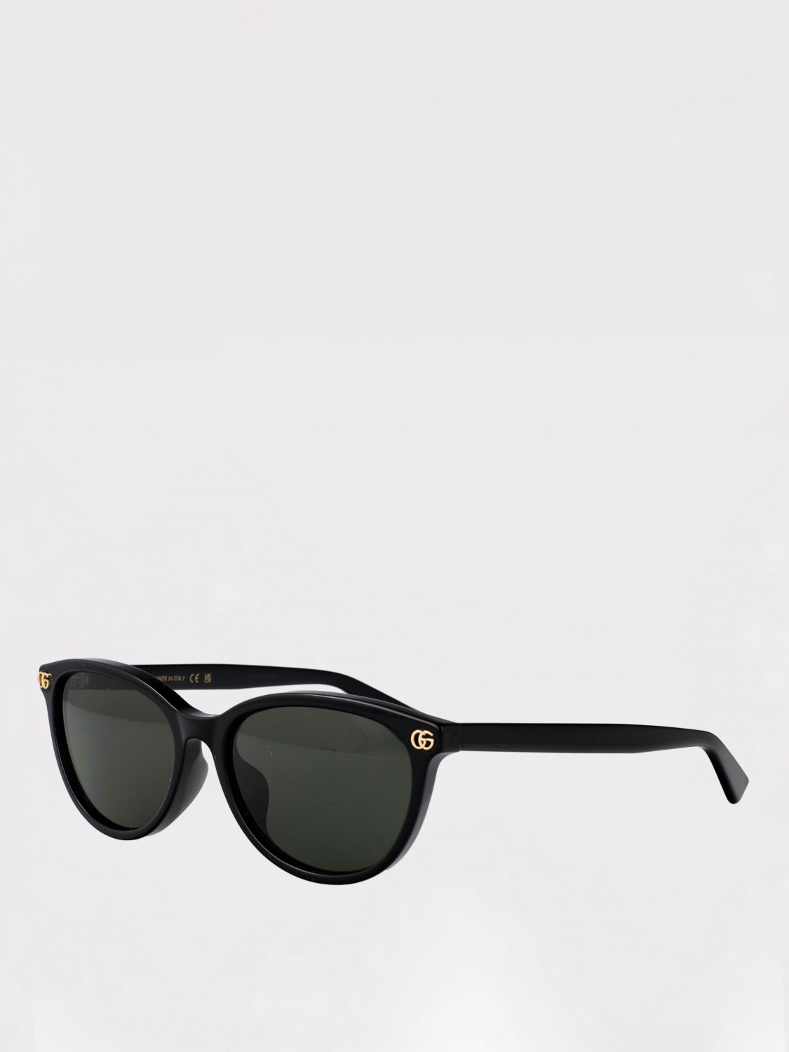 woman's sunglasses