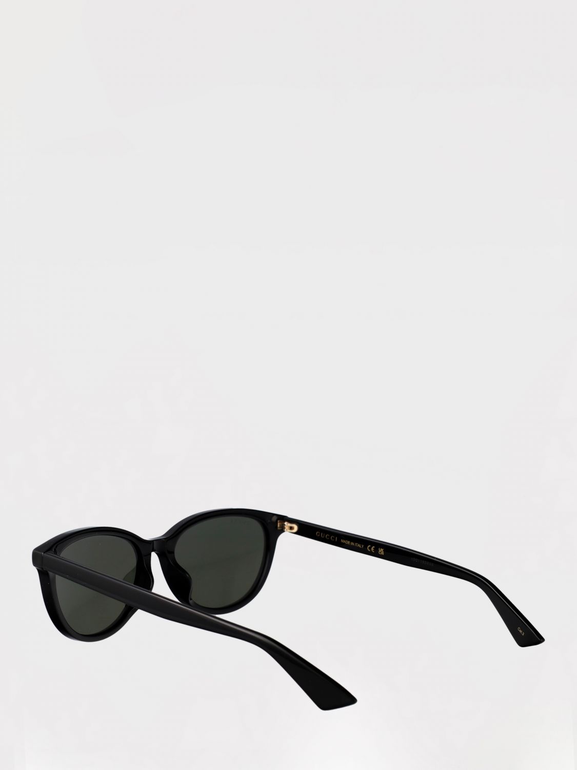 woman's sunglasses