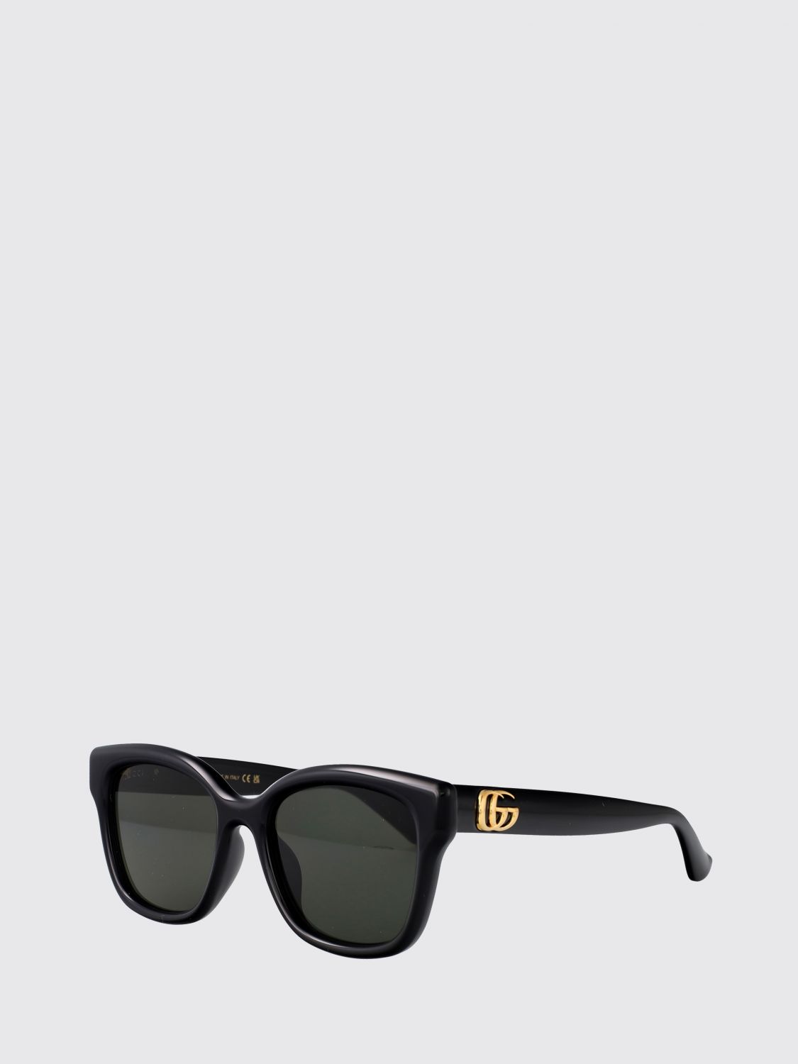 woman's sunglasses