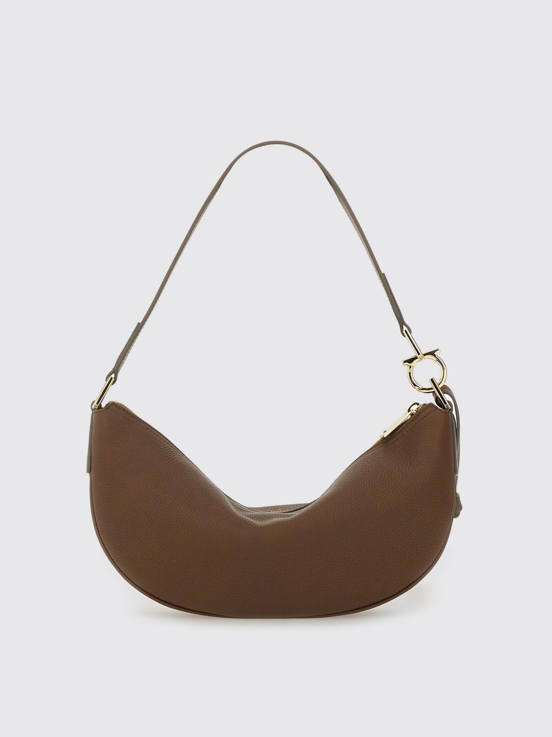 woman's shoulder bag