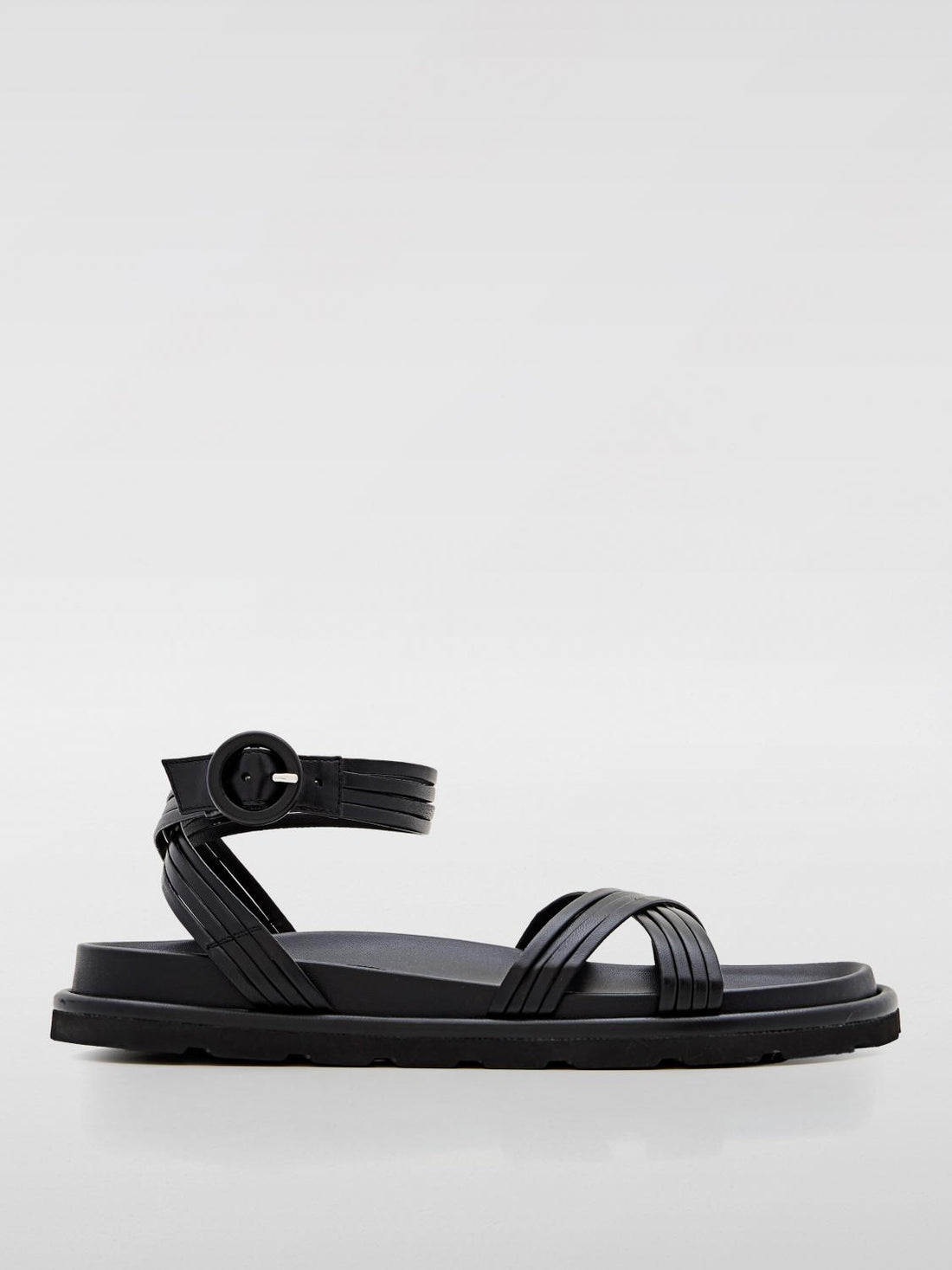gianvito-rossi-woman-s-flat-sandals-g3265910gomnap-black