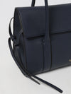 woman's shoulder bag