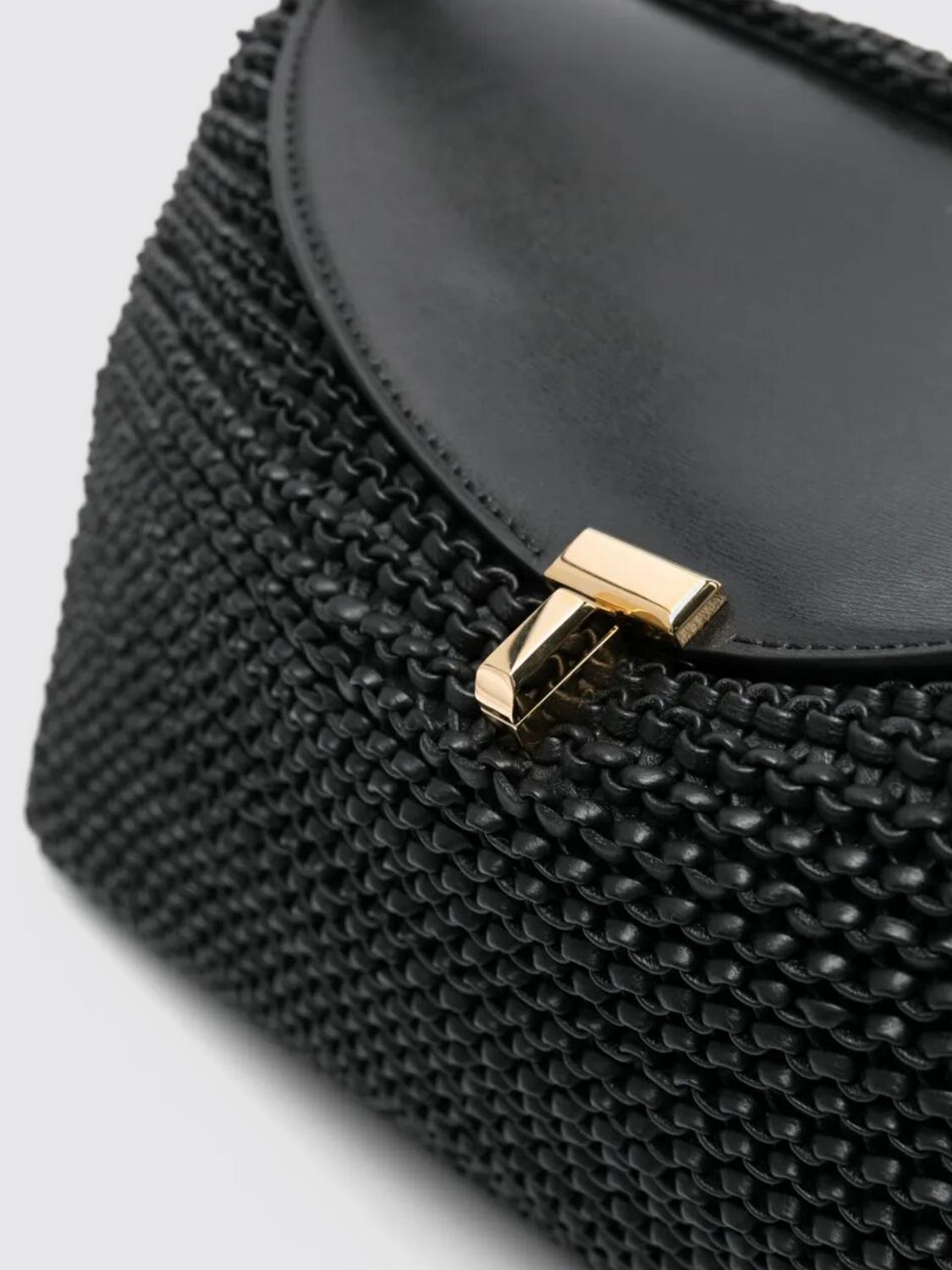 woman's shoulder bag