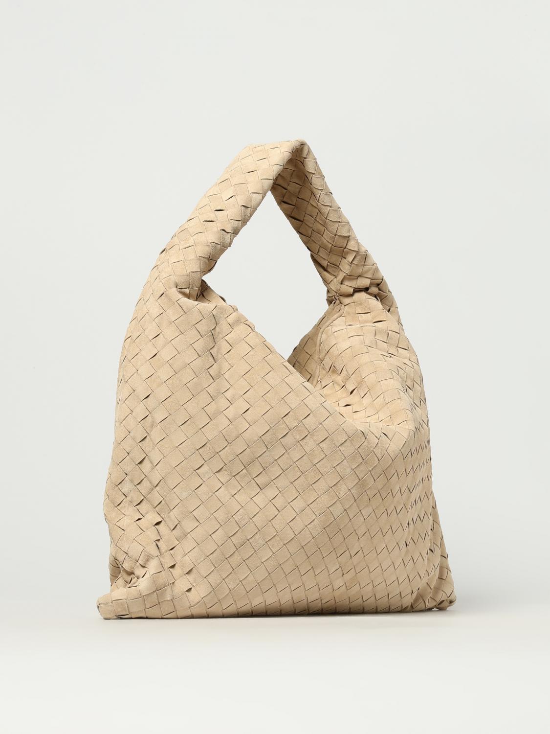 woman's tote bag