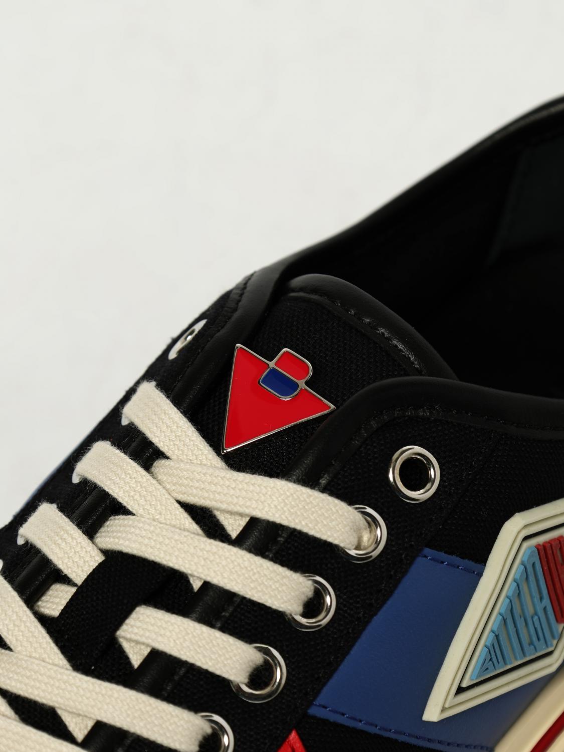 woman's sneakers