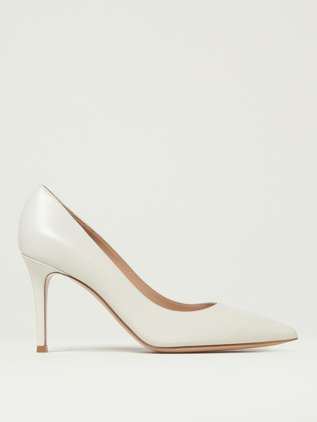 gianvito-rossi-woman-s-pumps-g2458085ricvit-white