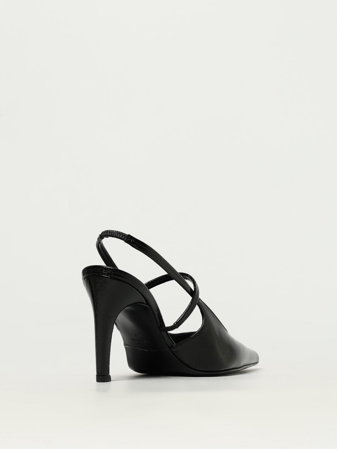 woman's pump
