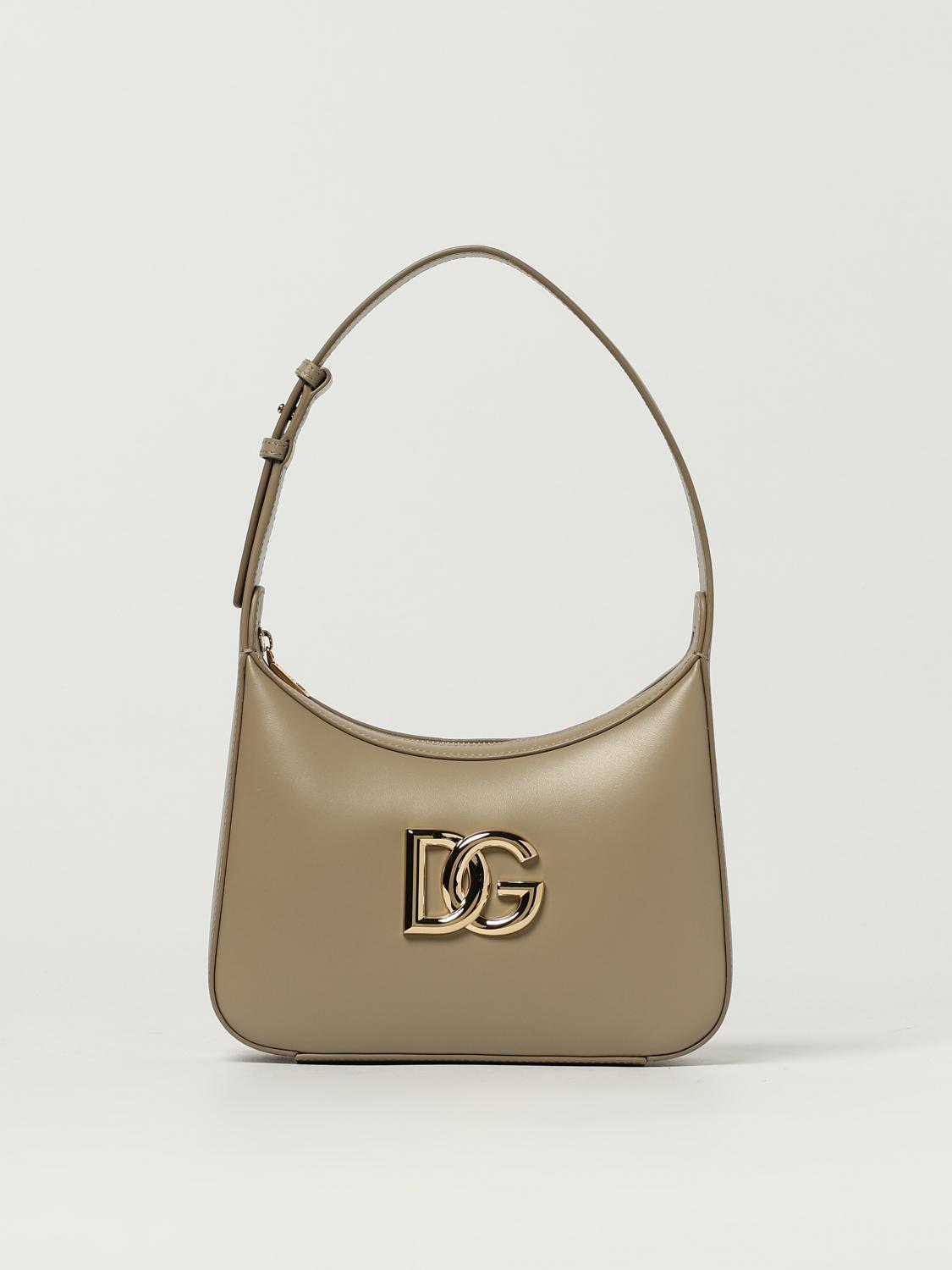 woman's shoulder bag