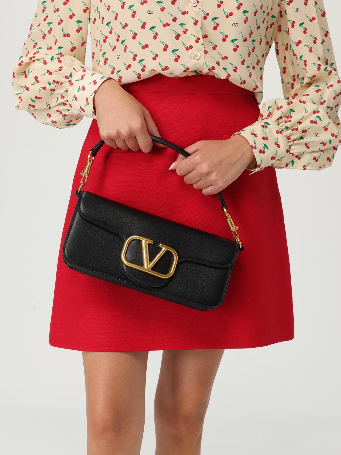 woman's shoulder bag
