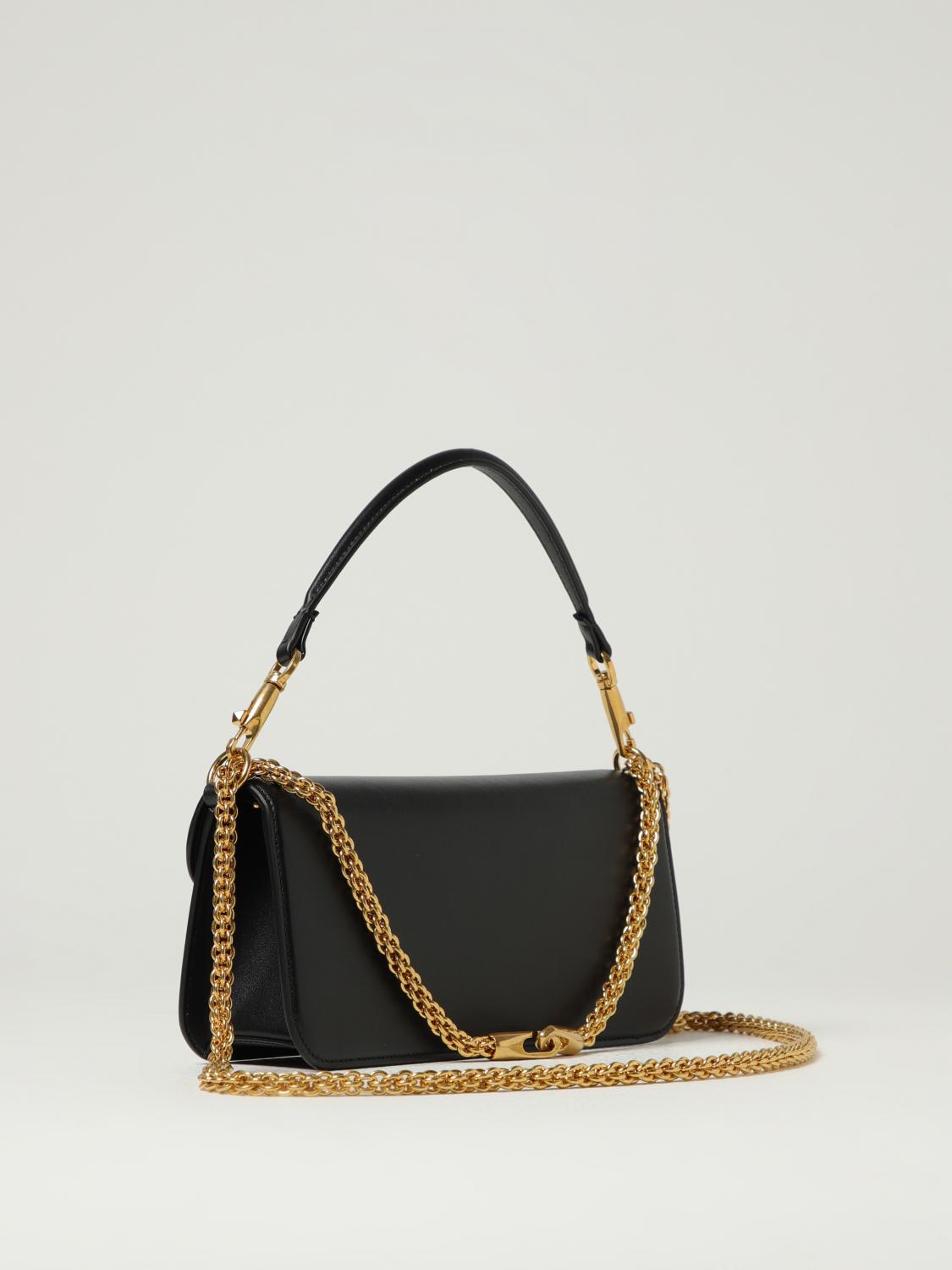 woman's shoulder bag