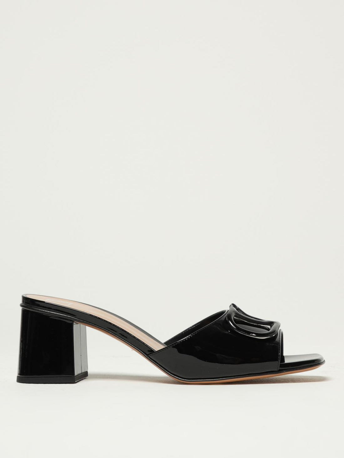 valentino-garavani-woman-s-heeled-sandals-7w2s0ha6tmk-black