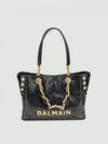 woman's shoulder bag