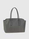 woman's shoulder bag