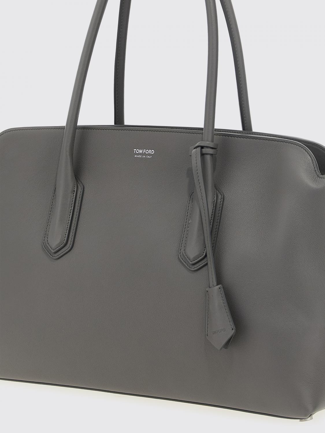 woman's shoulder bag