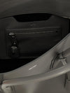 woman's shoulder bag