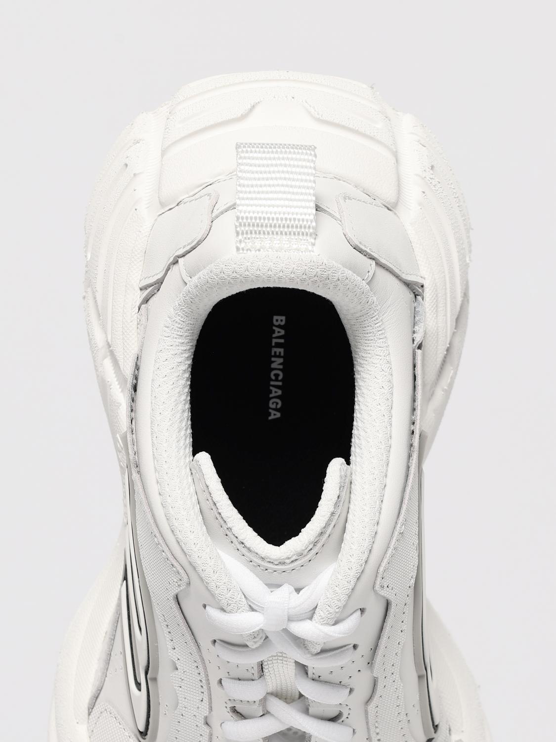 woman's sneakers