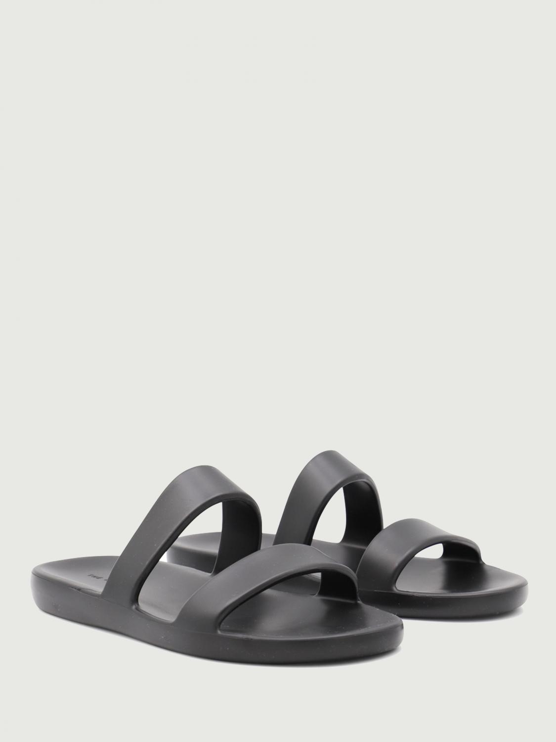woman's heeled sandal
