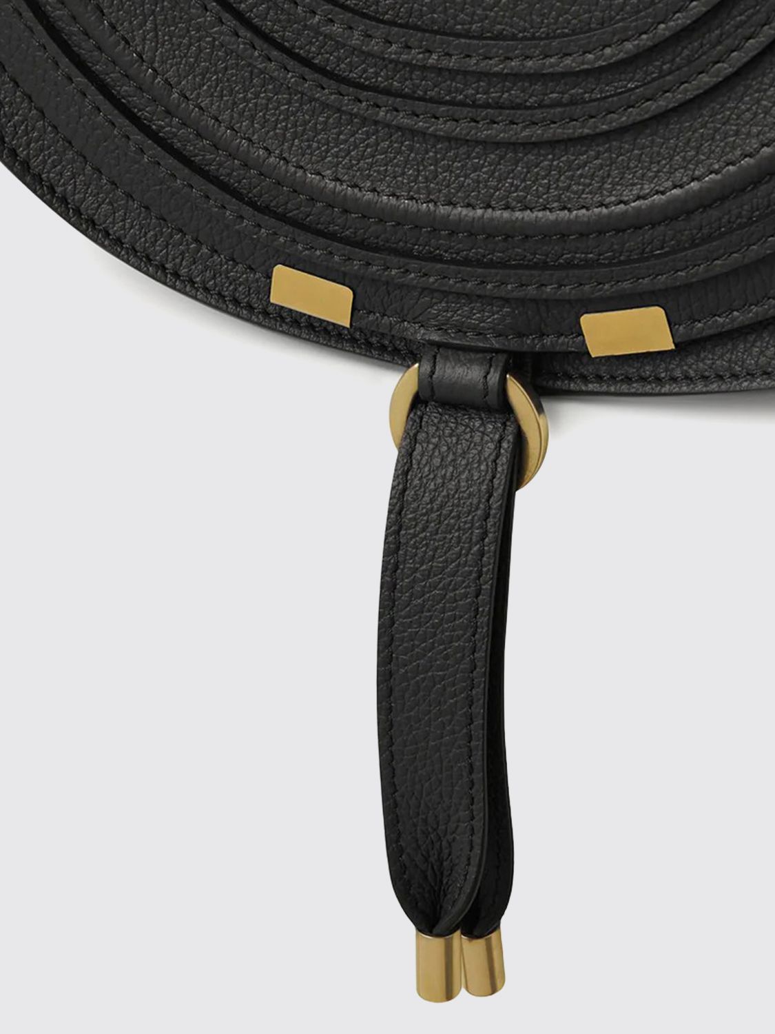 woman's mini bag chloé