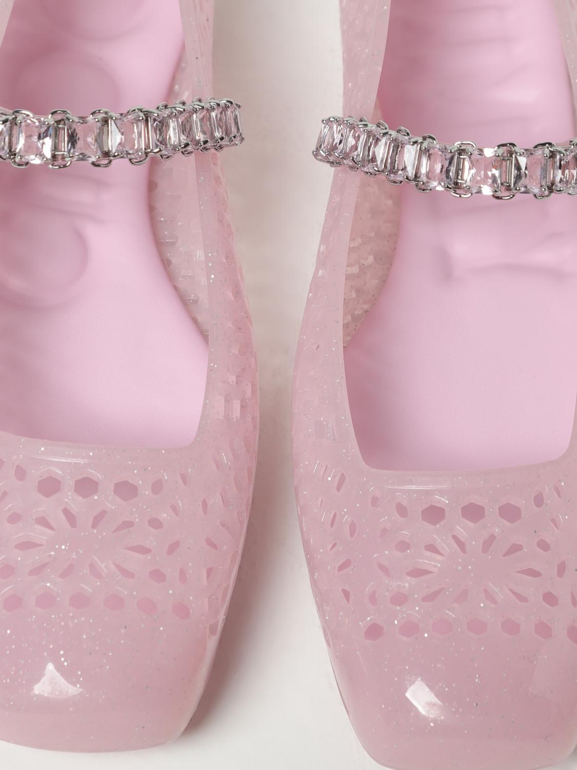 woman's ballet flat