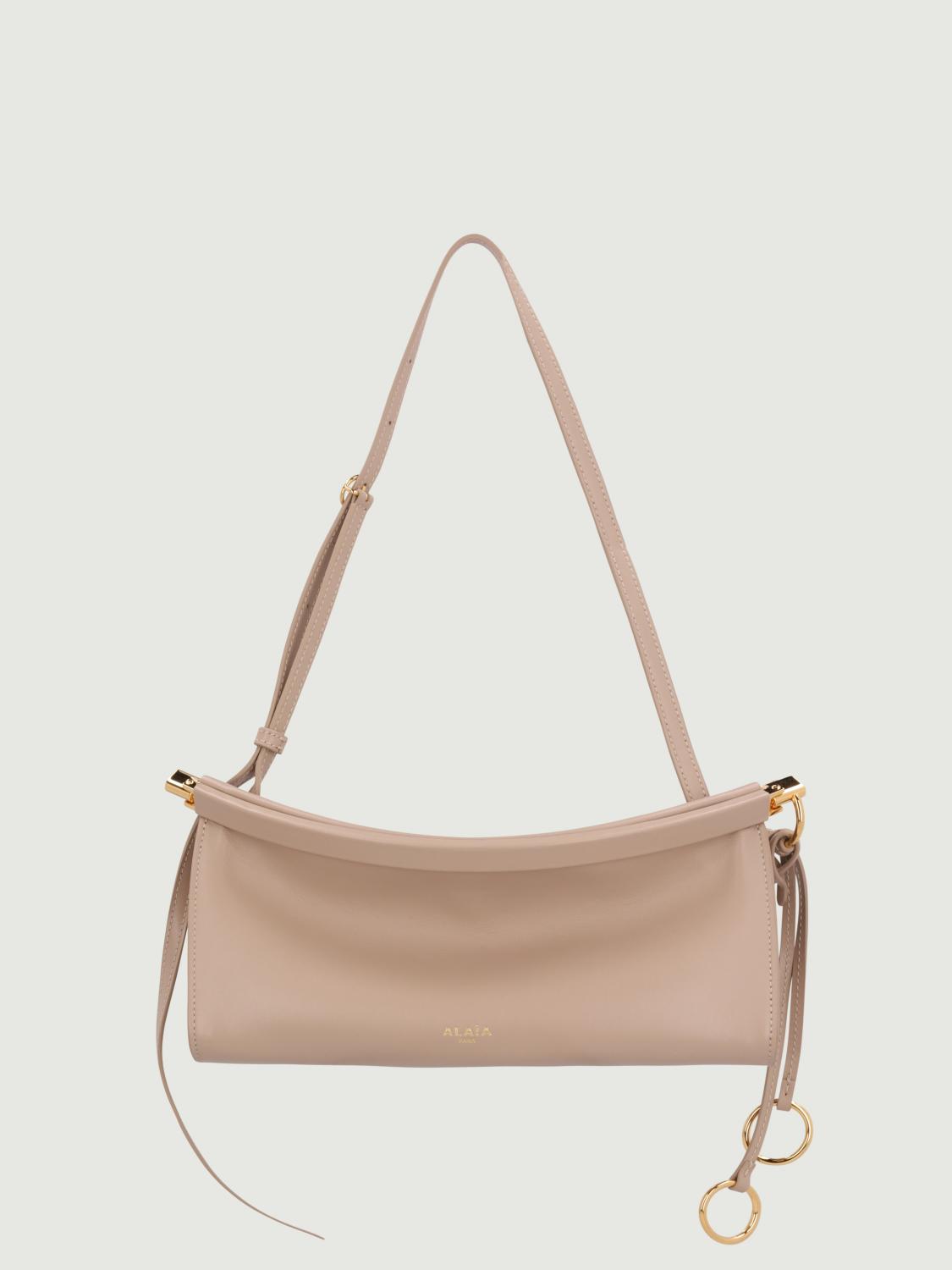 woman's shoulder bag
