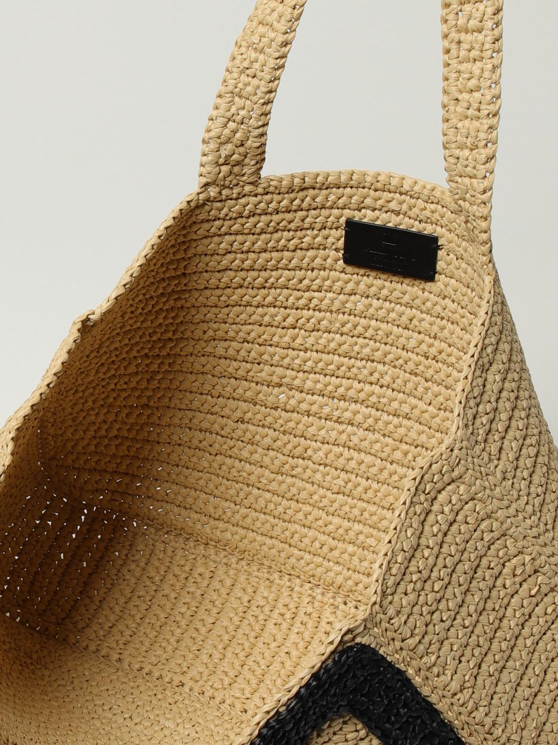 woman's tote bag