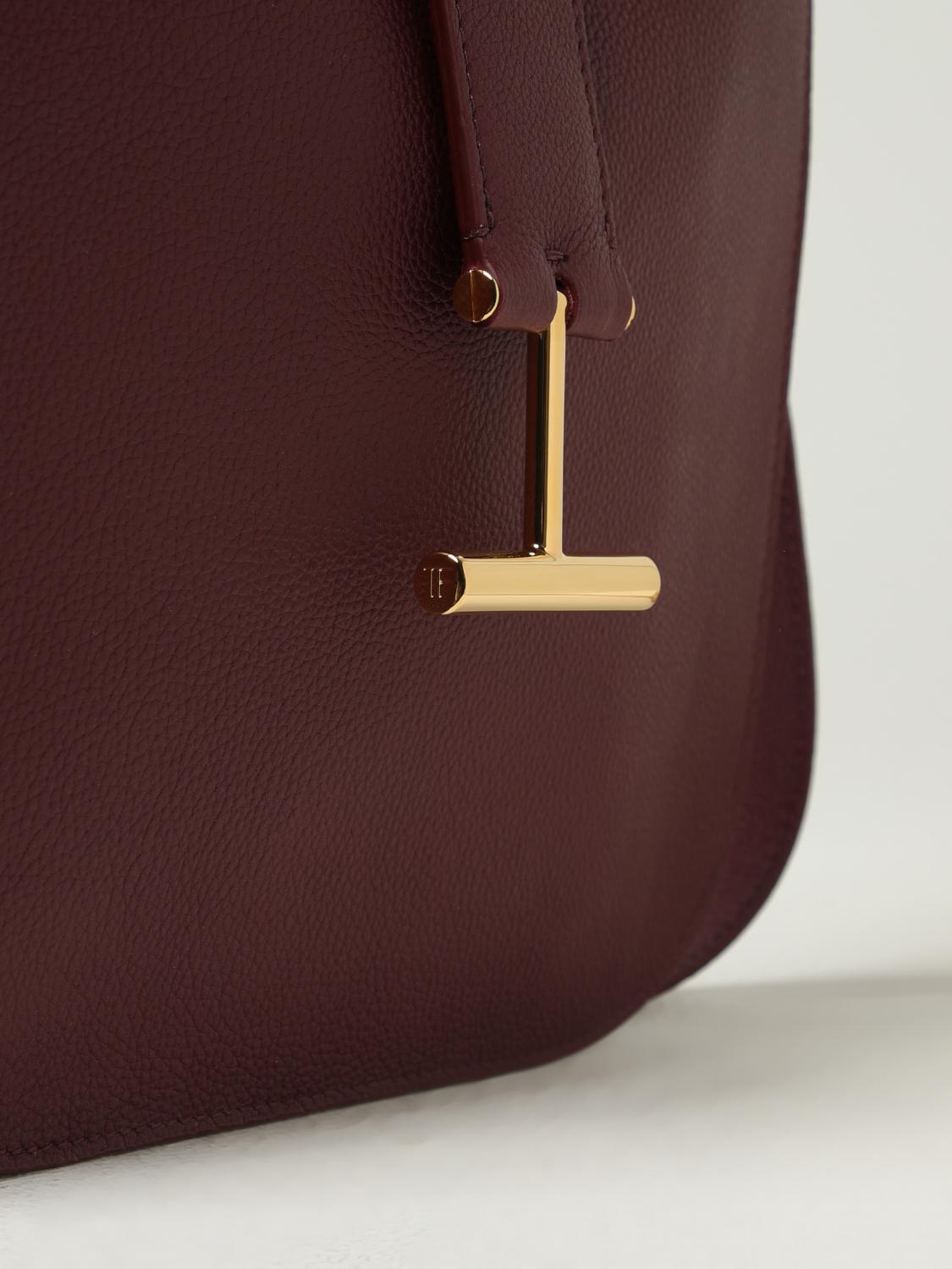 woman's shoulder bag