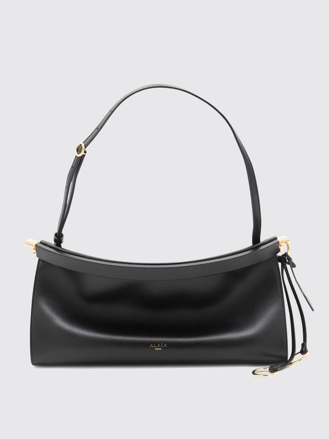 woman's shoulder bag