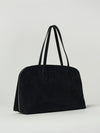 woman's shoulder bag