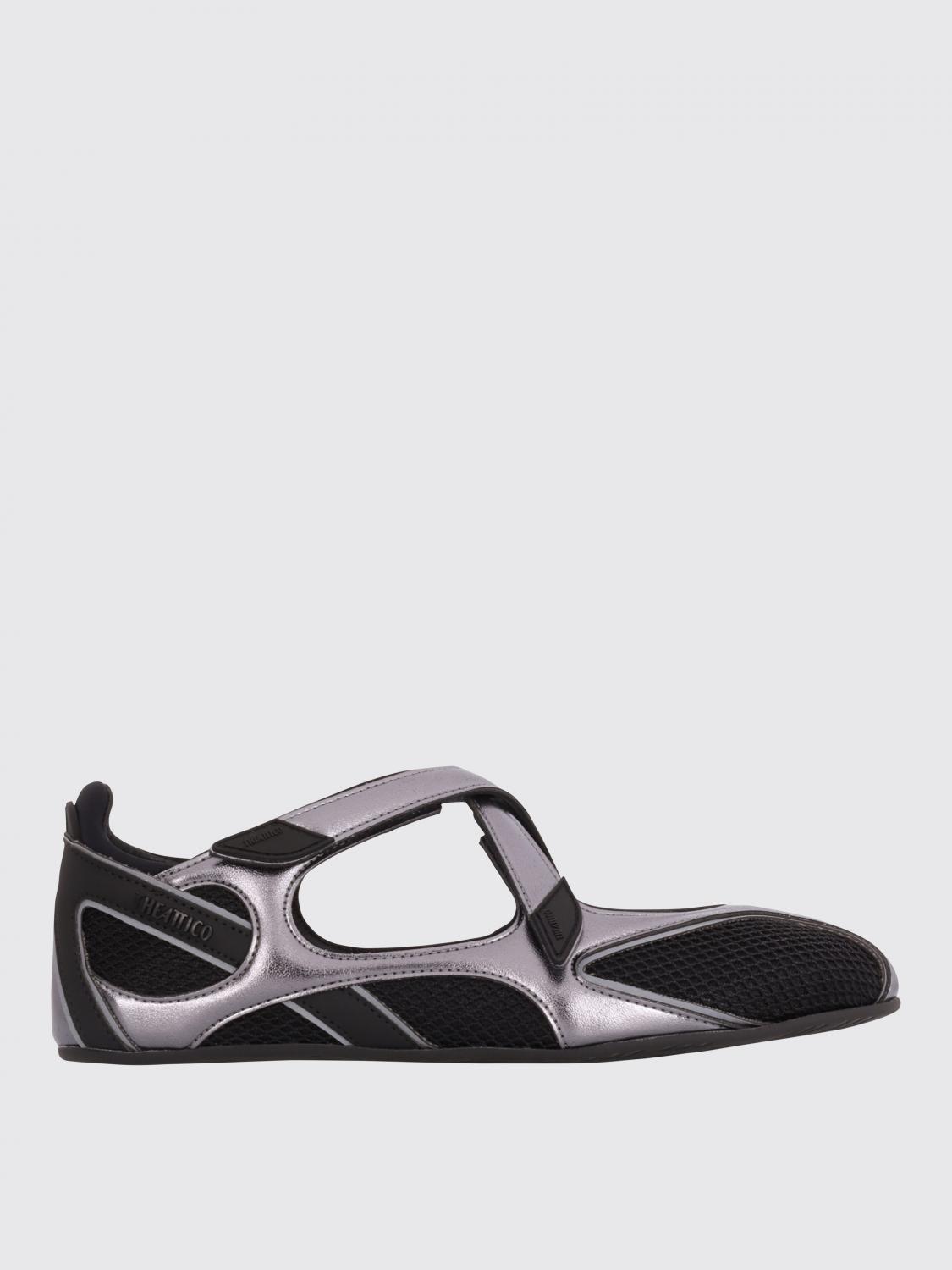 woman's ballet flat