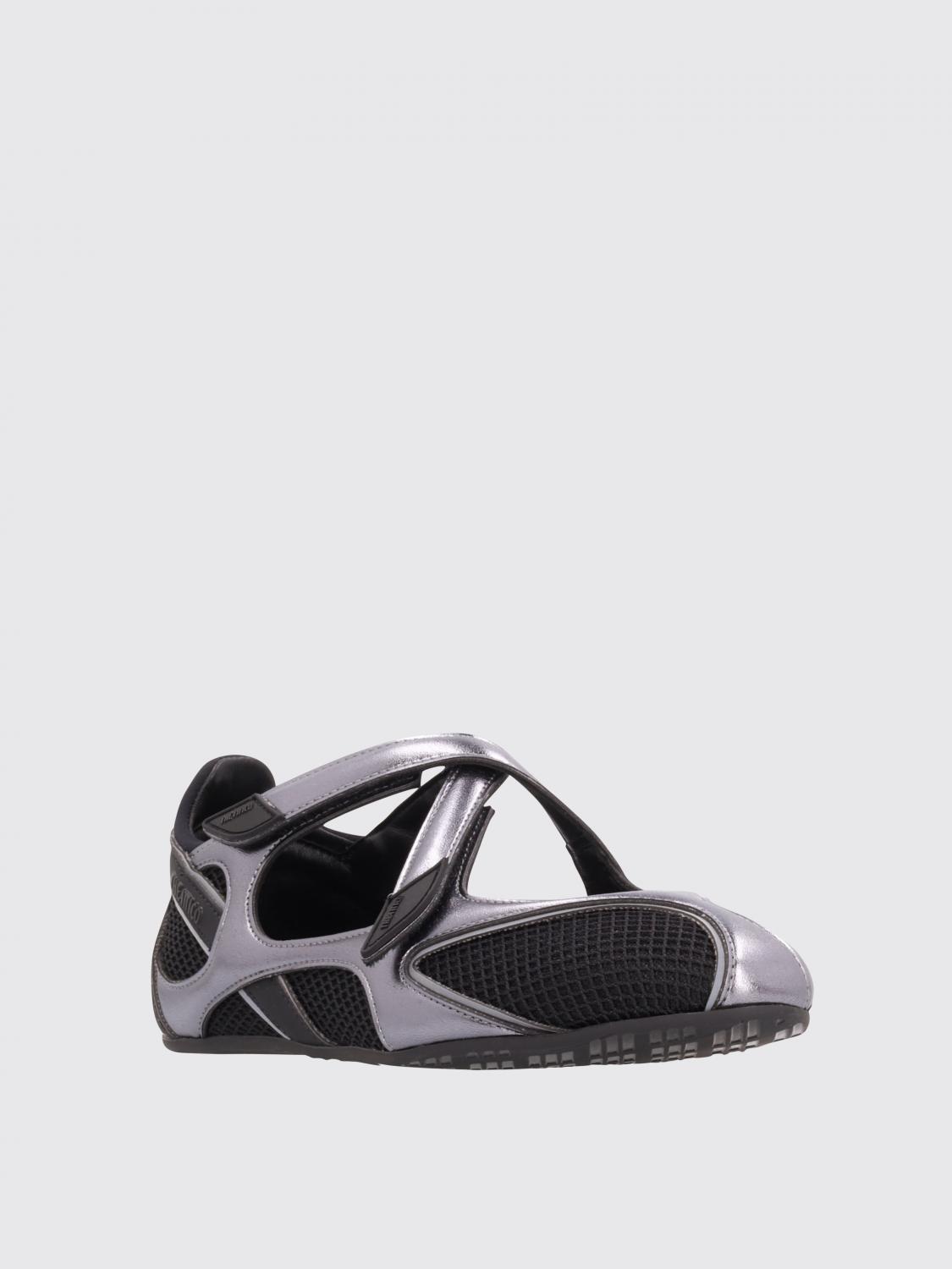 woman's ballet flat