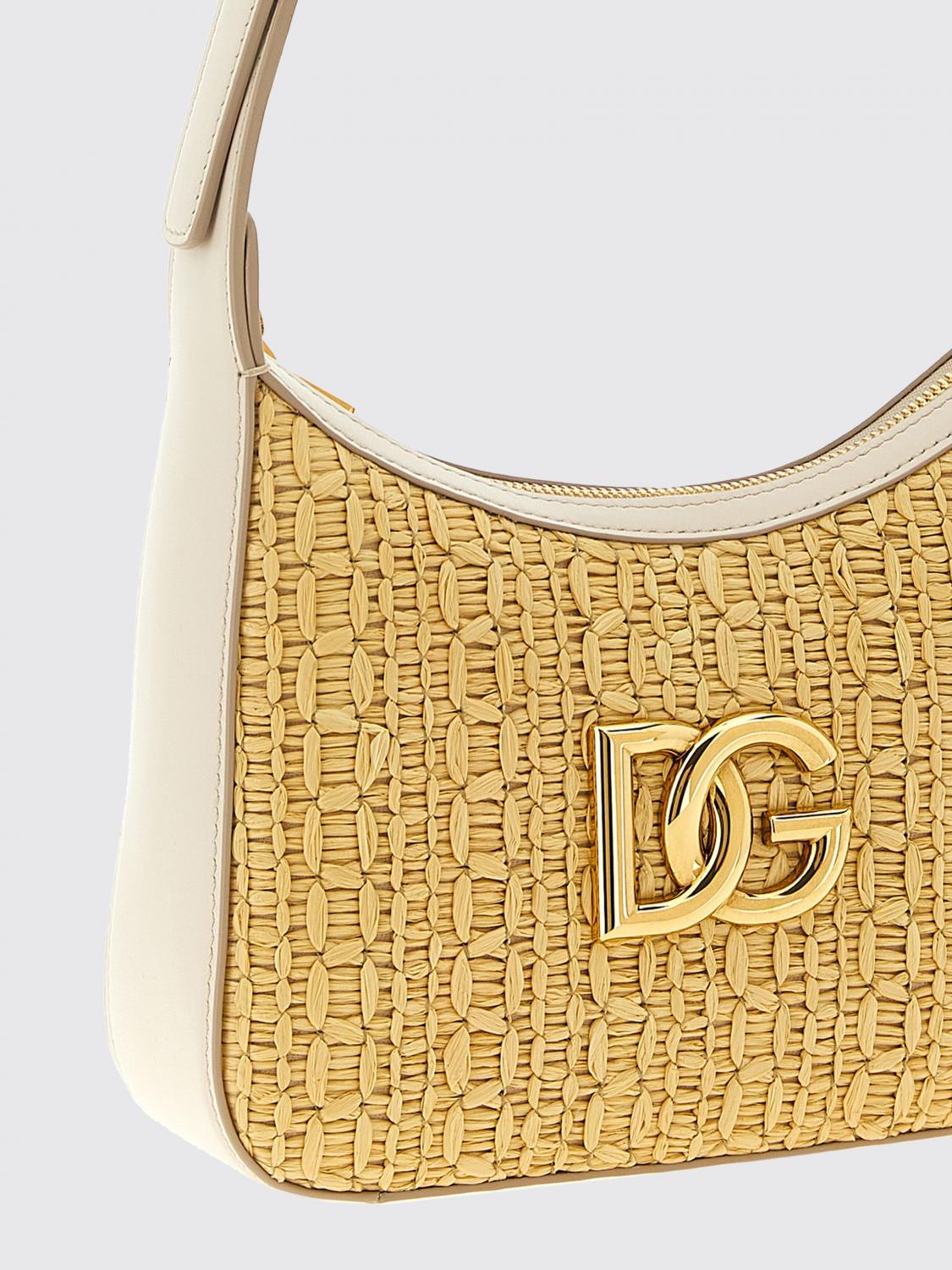 woman's shoulder bag