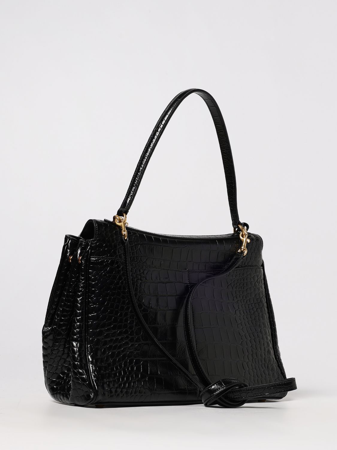 woman's shoulder bag