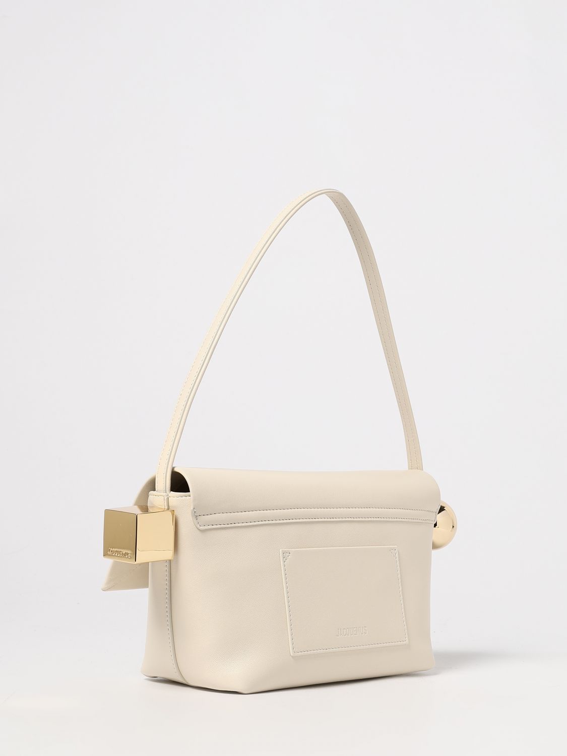 woman's shoulder bag