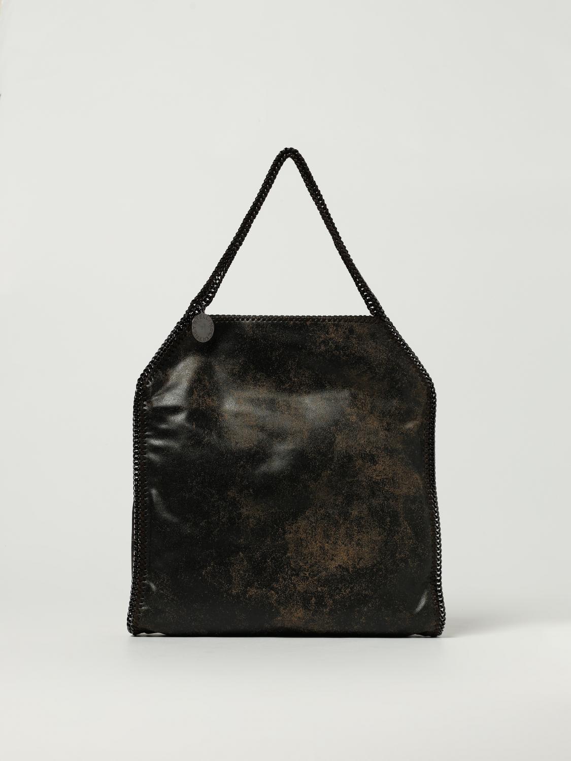 woman's shoulder bag