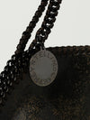 woman's shoulder bag