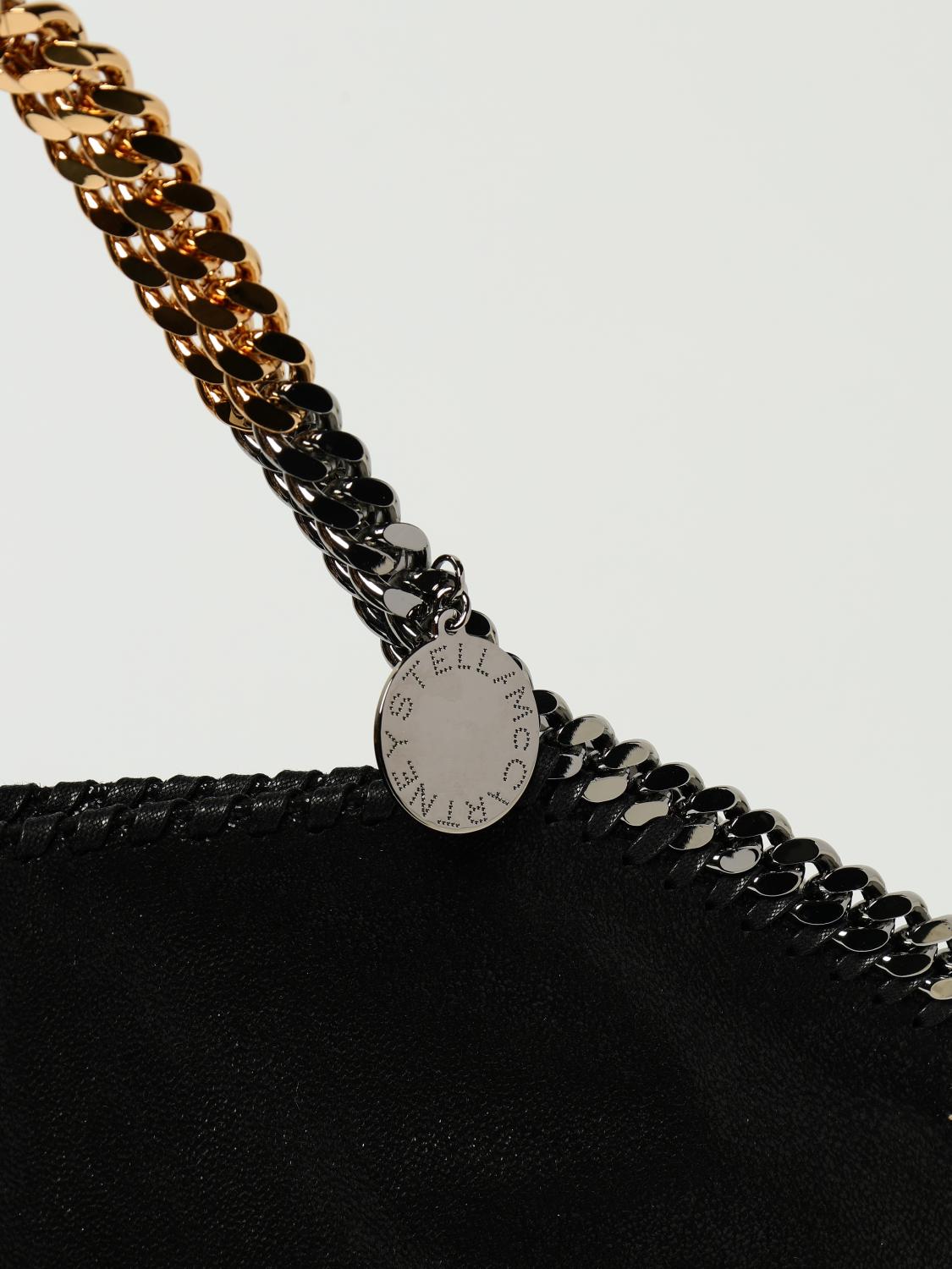 woman's shoulder bag