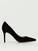 gianvito-rossi-woman-s-pumps-g2458085riccam-black