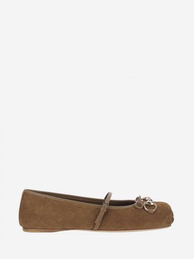 woman's ballet flat