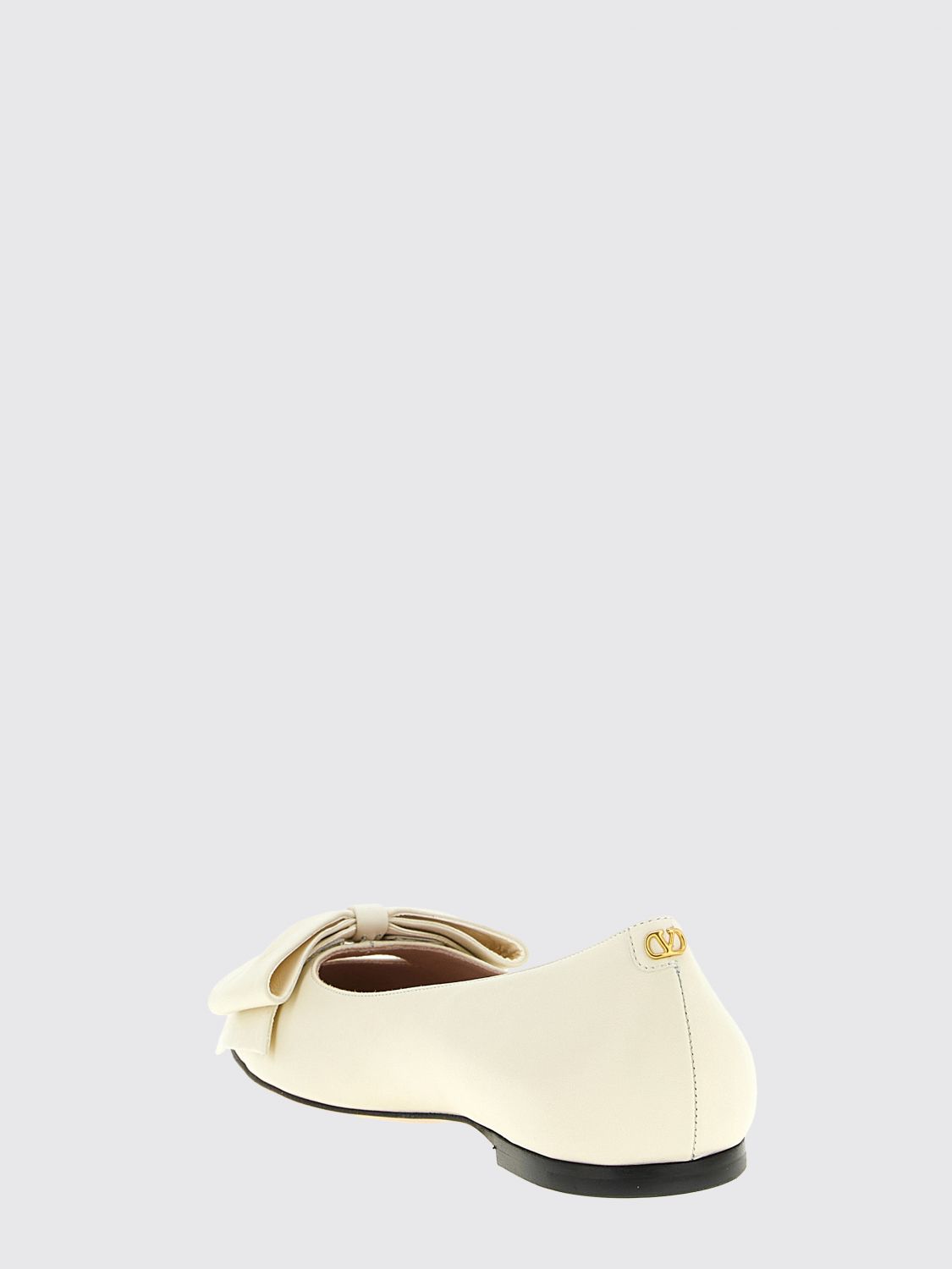 woman's ballet flat