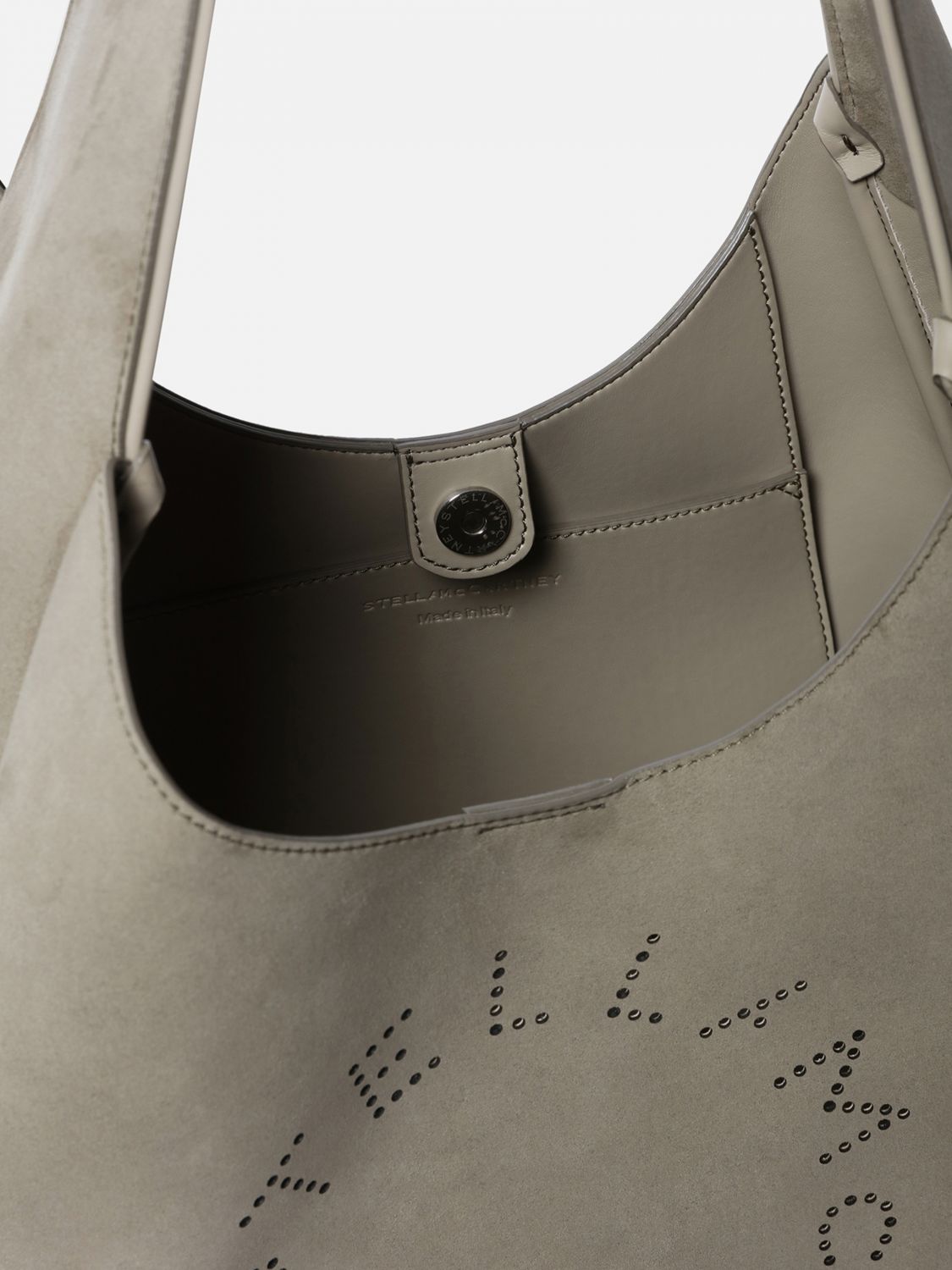 woman's shoulder bag