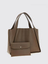 woman's tote bag