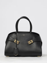 FERRAGAMO OS woman&