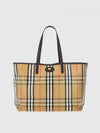 woman's tote bag