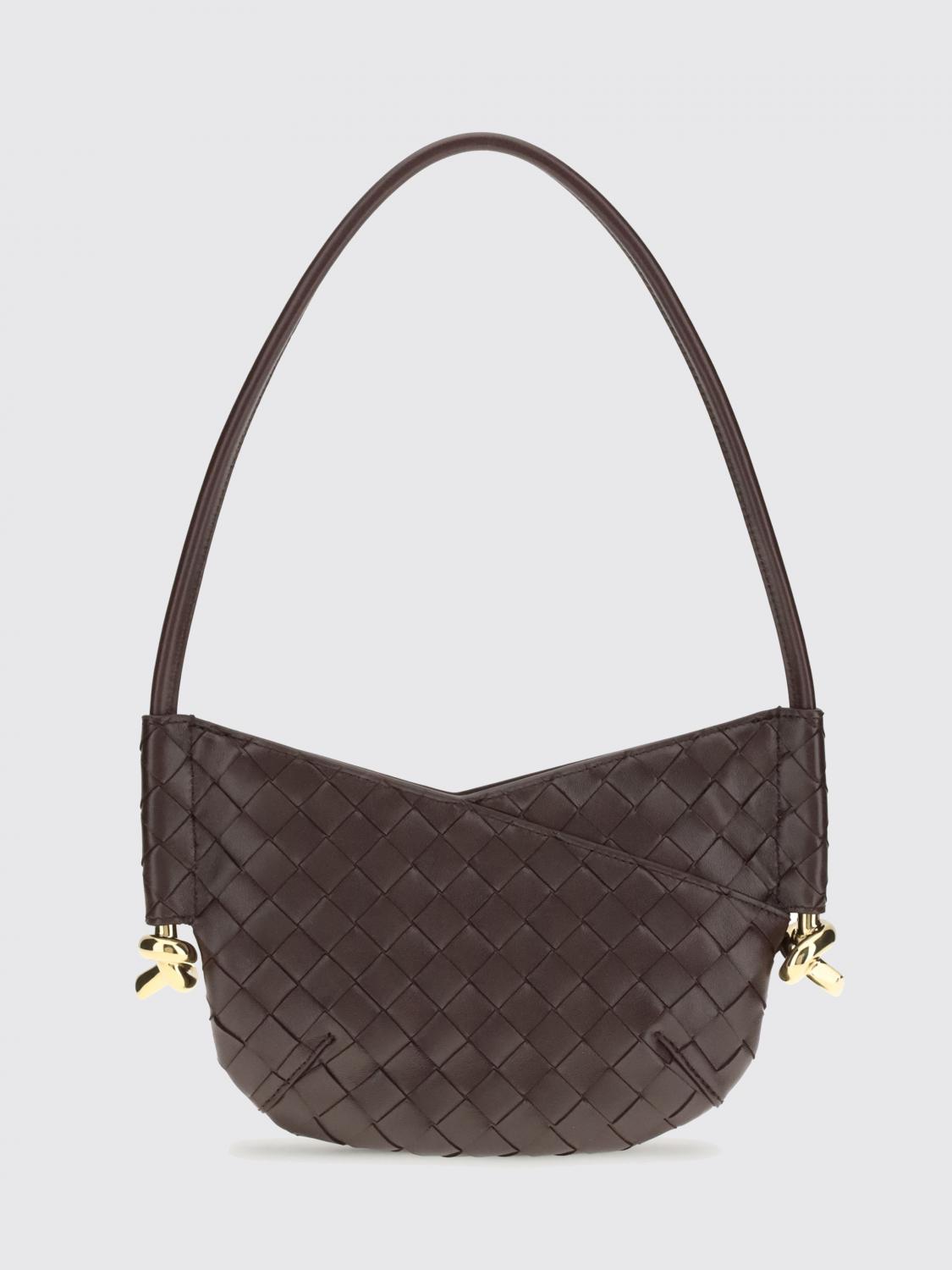 woman's shoulder bag