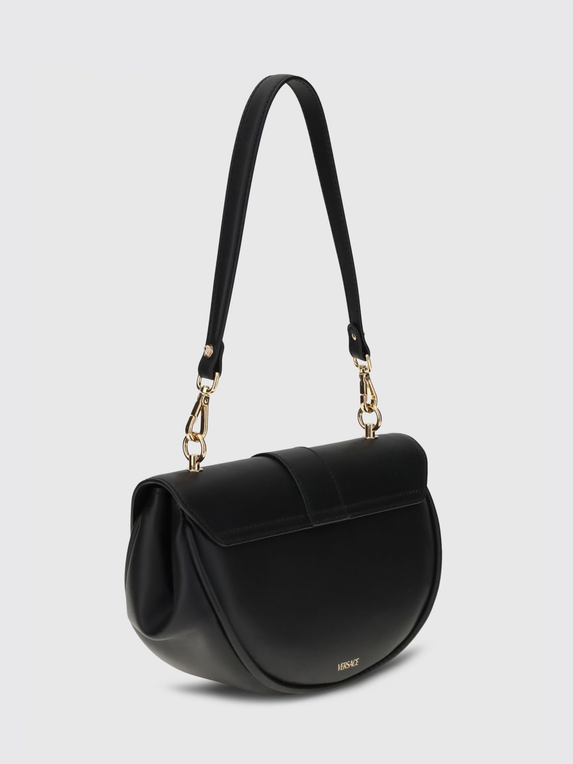 woman's shoulder bag