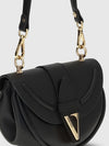 woman's shoulder bag