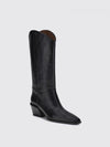 woman's boots